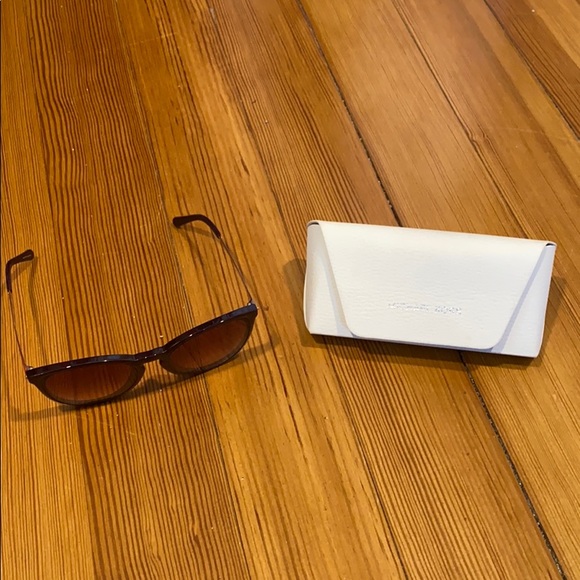 Michael Kors Sunglasses. - Picture 2 of 8